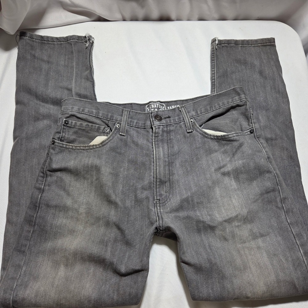 Signature by Levi Strauss & Co Mens Taper Fit Grey Denim Jeans 32x29